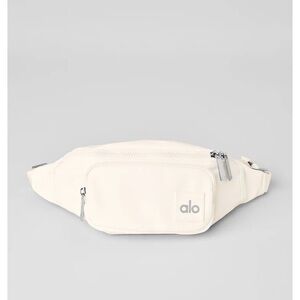 ALO Yoga white Cream explorer fanny pack
